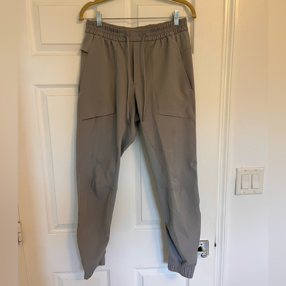 Lululemon Men's License to Train Jogger